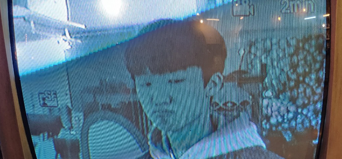 Your Alternative text